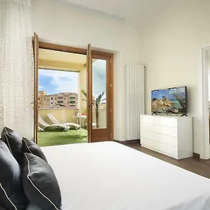 Maison d'hôtes Luxury &, Olbia